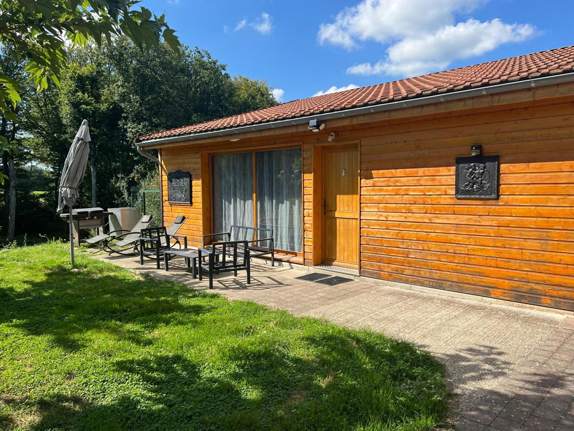 Chalet Des Anges Youx ภายนอก รูปภาพ
